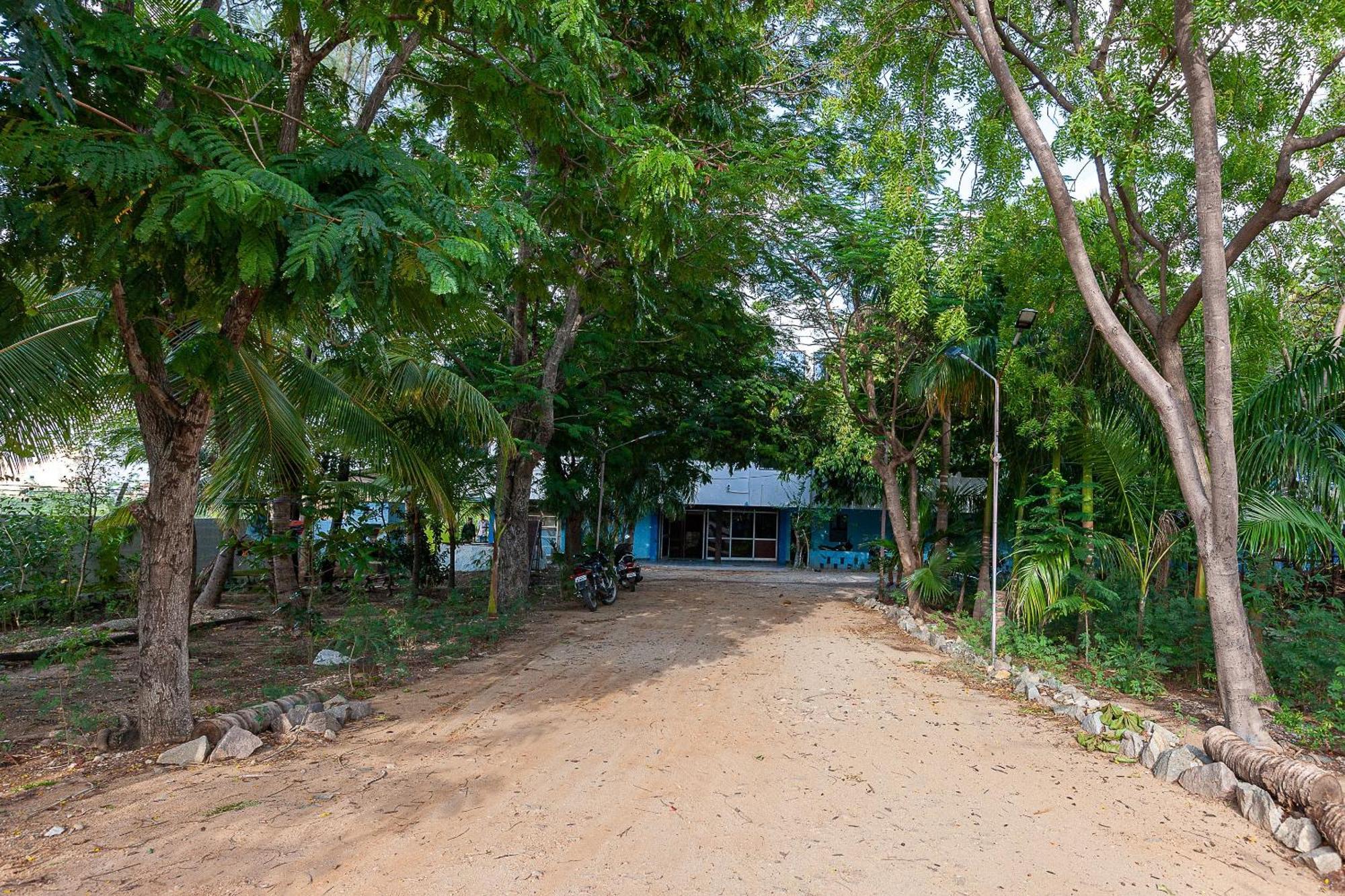 Collection O Ammayi Hotels & Resorts Tiruvannāmalai 외부 사진