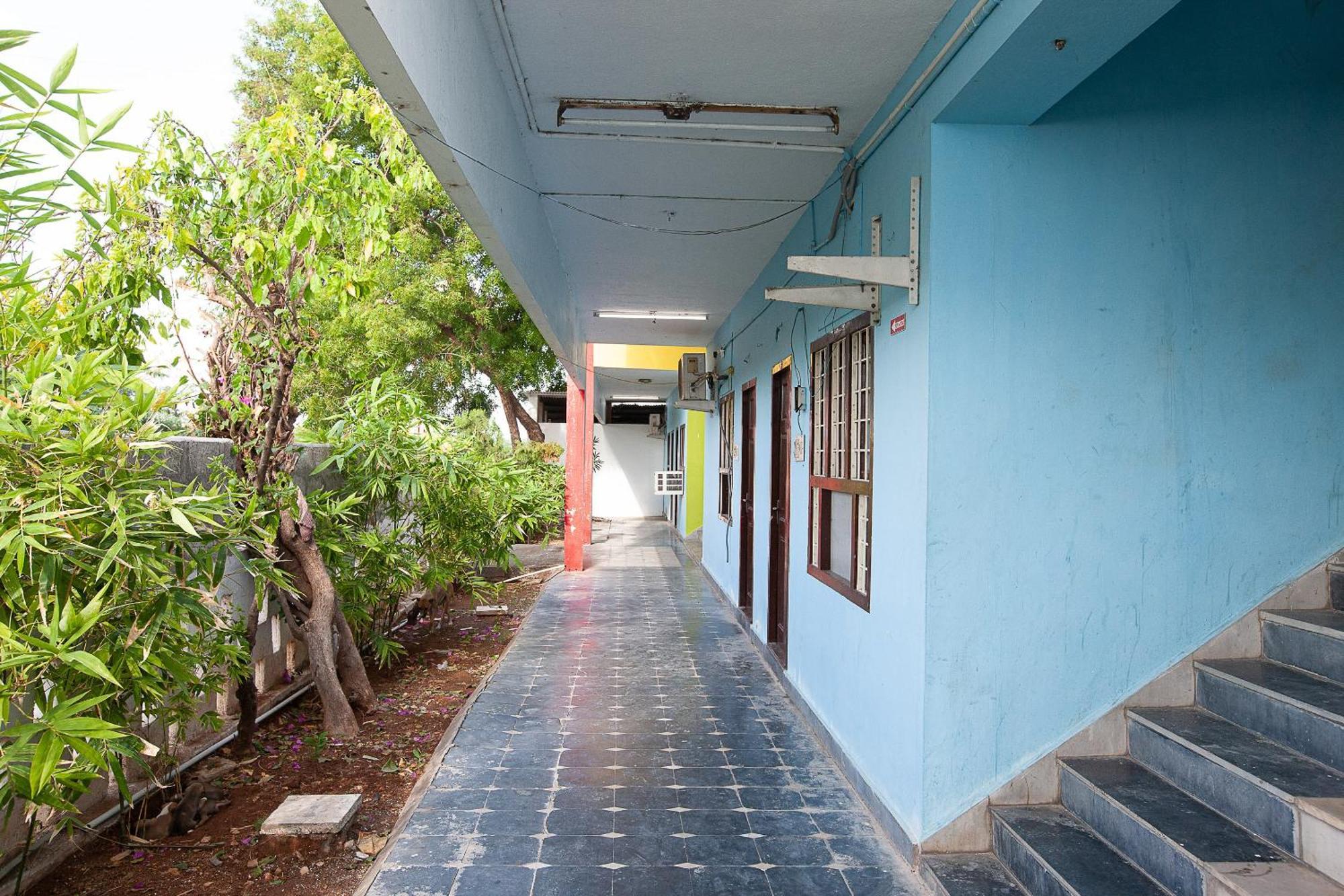 Collection O Ammayi Hotels & Resorts Tiruvannāmalai 외부 사진
