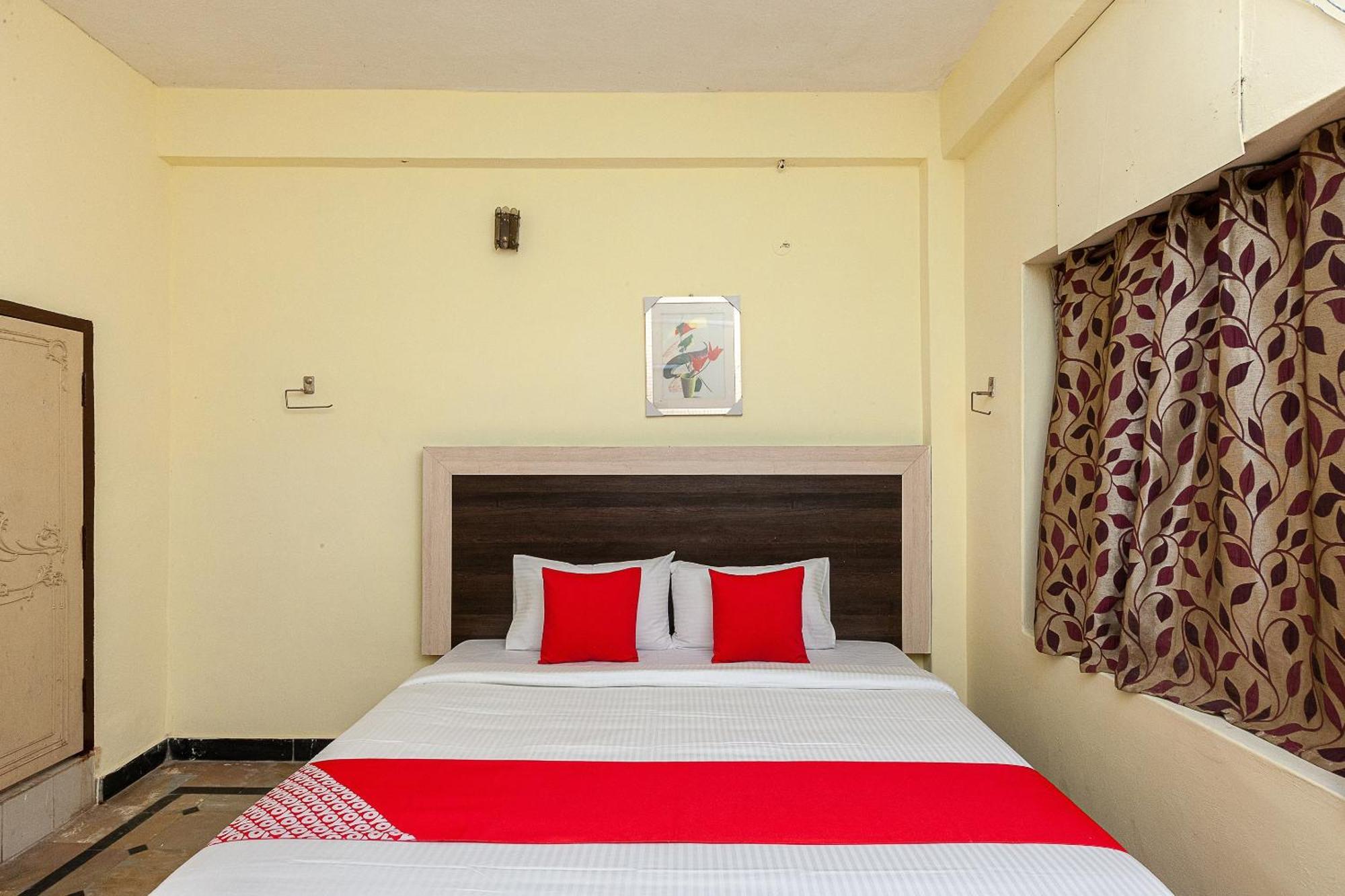 Collection O Ammayi Hotels & Resorts Tiruvannāmalai 외부 사진