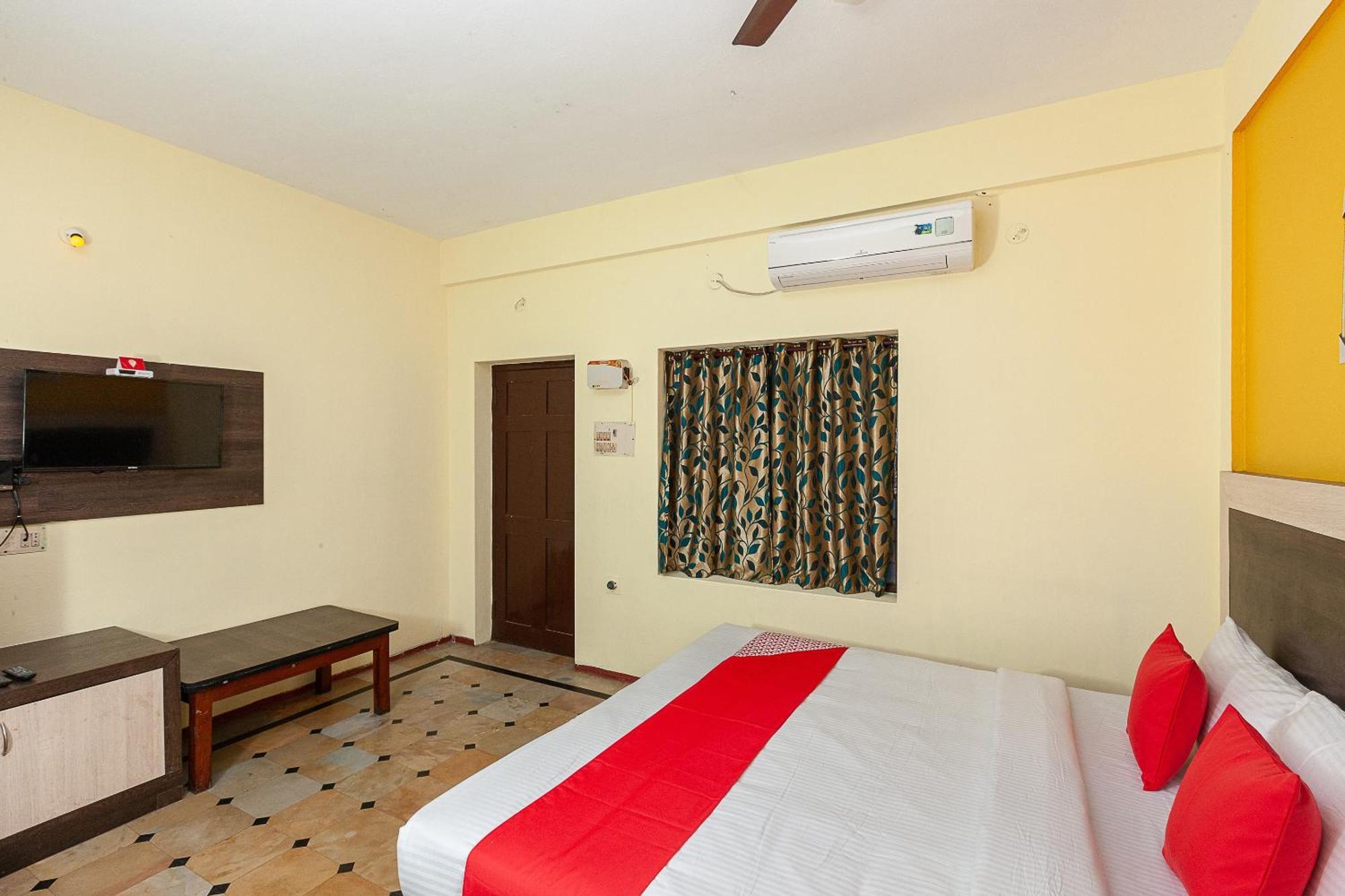 Collection O Ammayi Hotels & Resorts Tiruvannāmalai 외부 사진