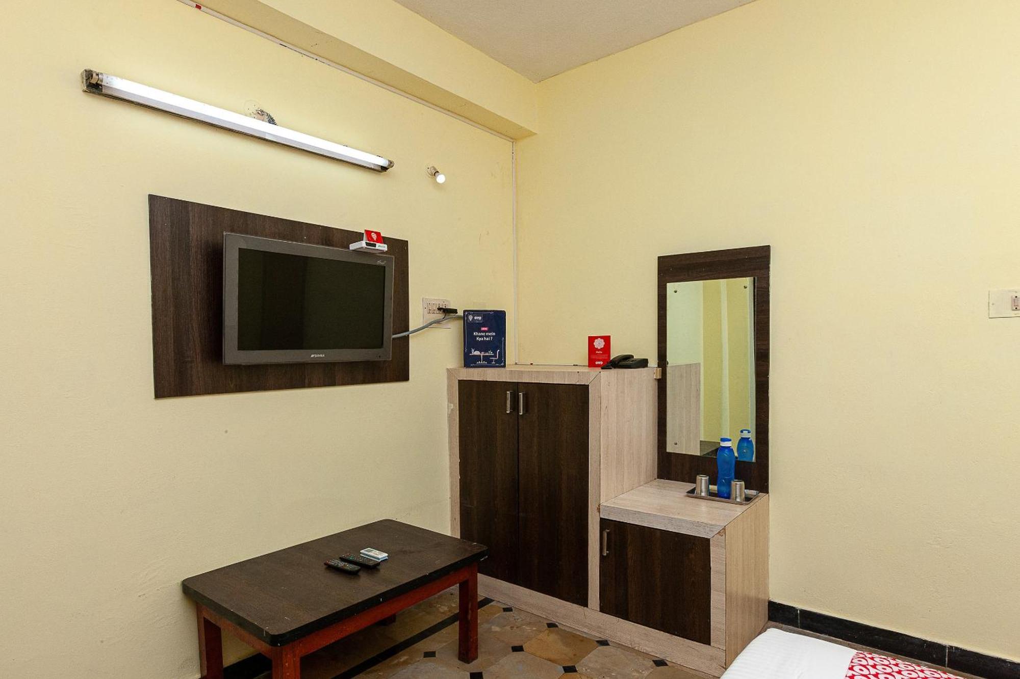 Collection O Ammayi Hotels & Resorts Tiruvannāmalai 외부 사진