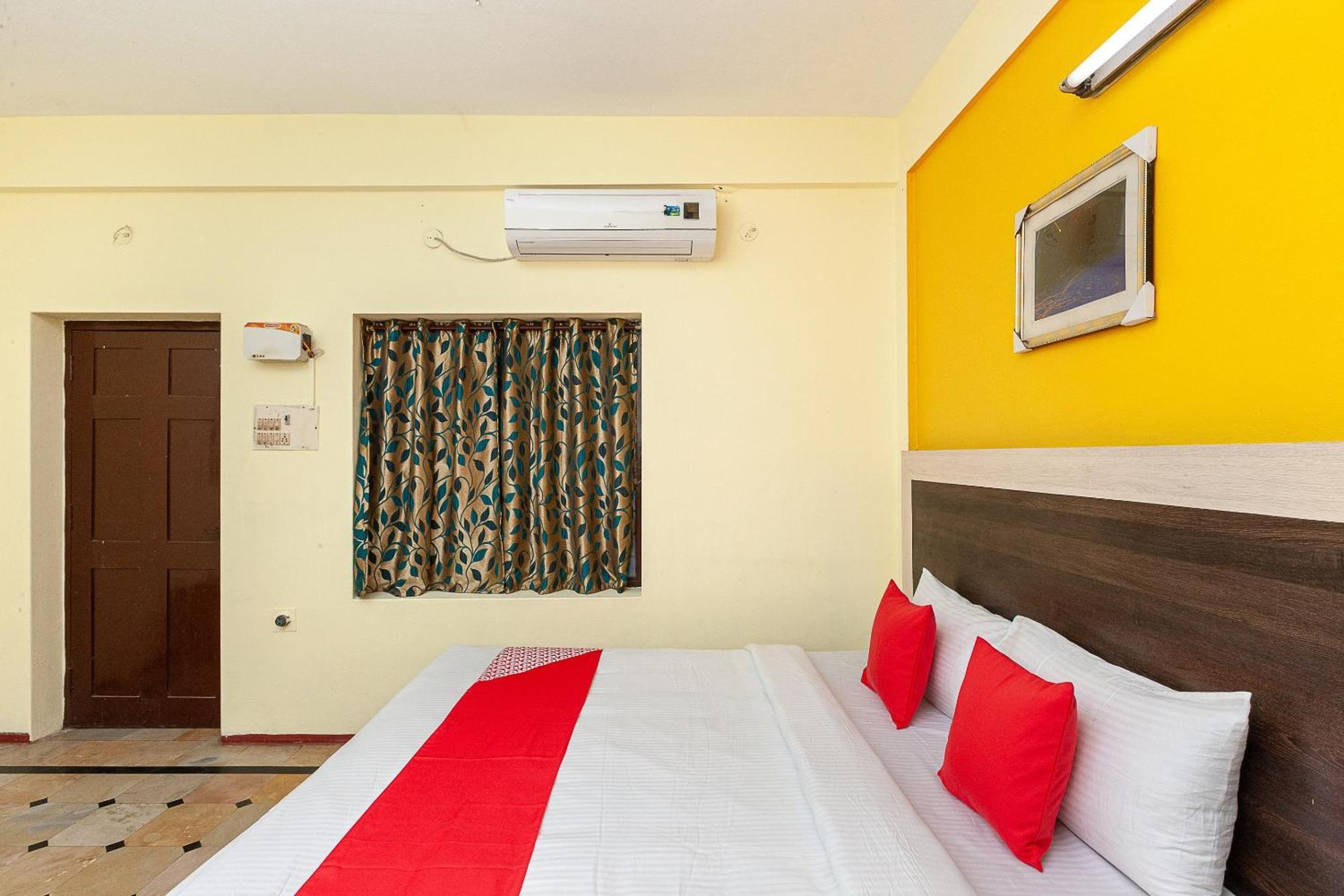Collection O Ammayi Hotels & Resorts Tiruvannāmalai 외부 사진