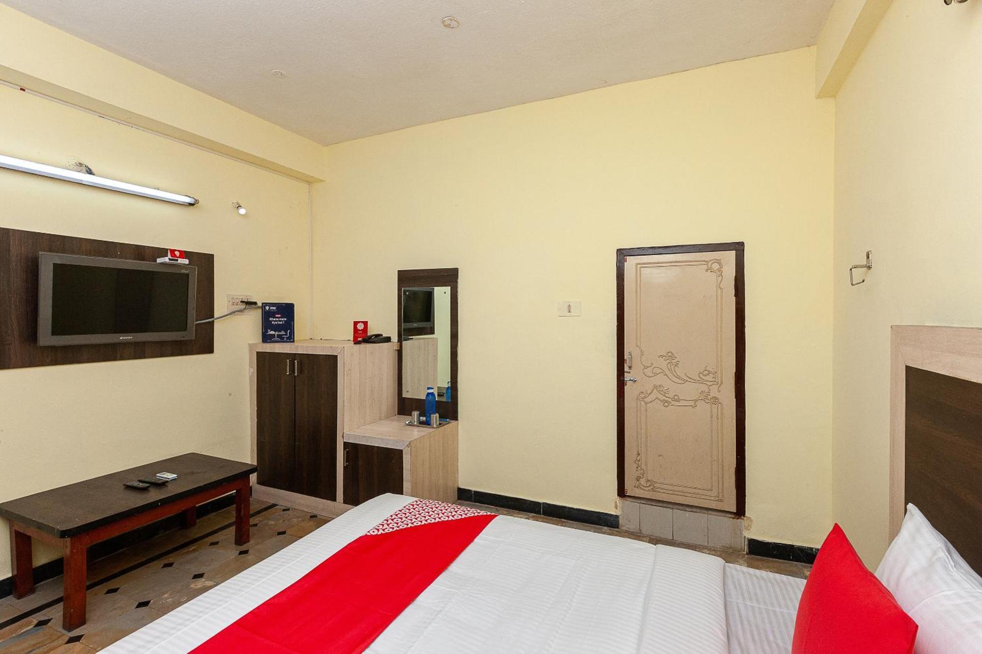 Collection O Ammayi Hotels & Resorts Tiruvannāmalai 외부 사진